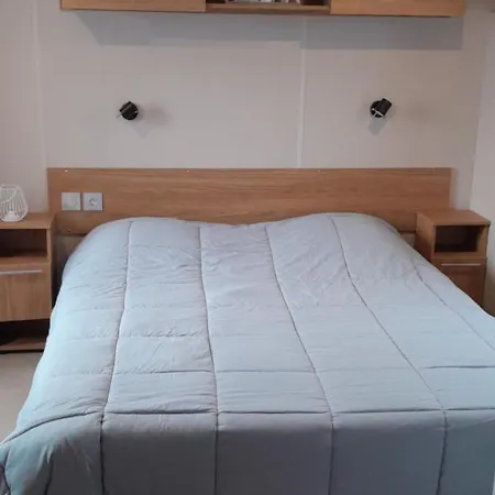 Campsite Mobil'home Neuf Montourey A *