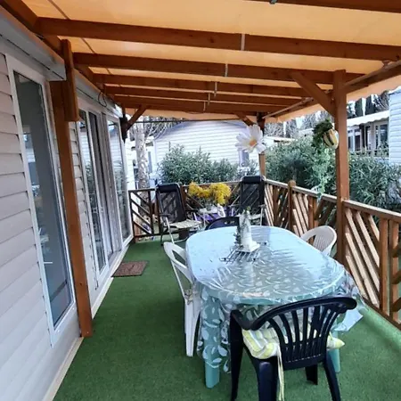 Campsite Mobil'home Neuf Montourey A Frejus